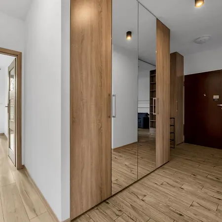 Wola - Parking, Workspace, Terrace - By Rentujemy Daire Varşova