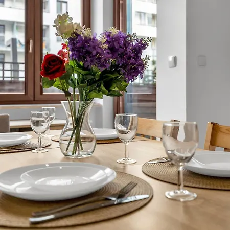 Wola - Parking, Workspace, Terrace - By Rentujemy