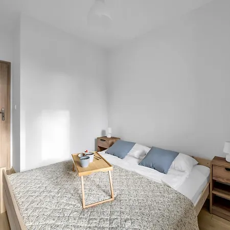 Apartament Wola - Parking, Workspace, Terrace - By Rentujemy