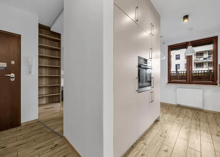 Wola - Parking, Workspace, Terrace - By Rentujemy Warsaw